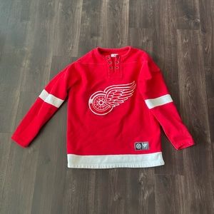 vintage red wings hockey sweater
